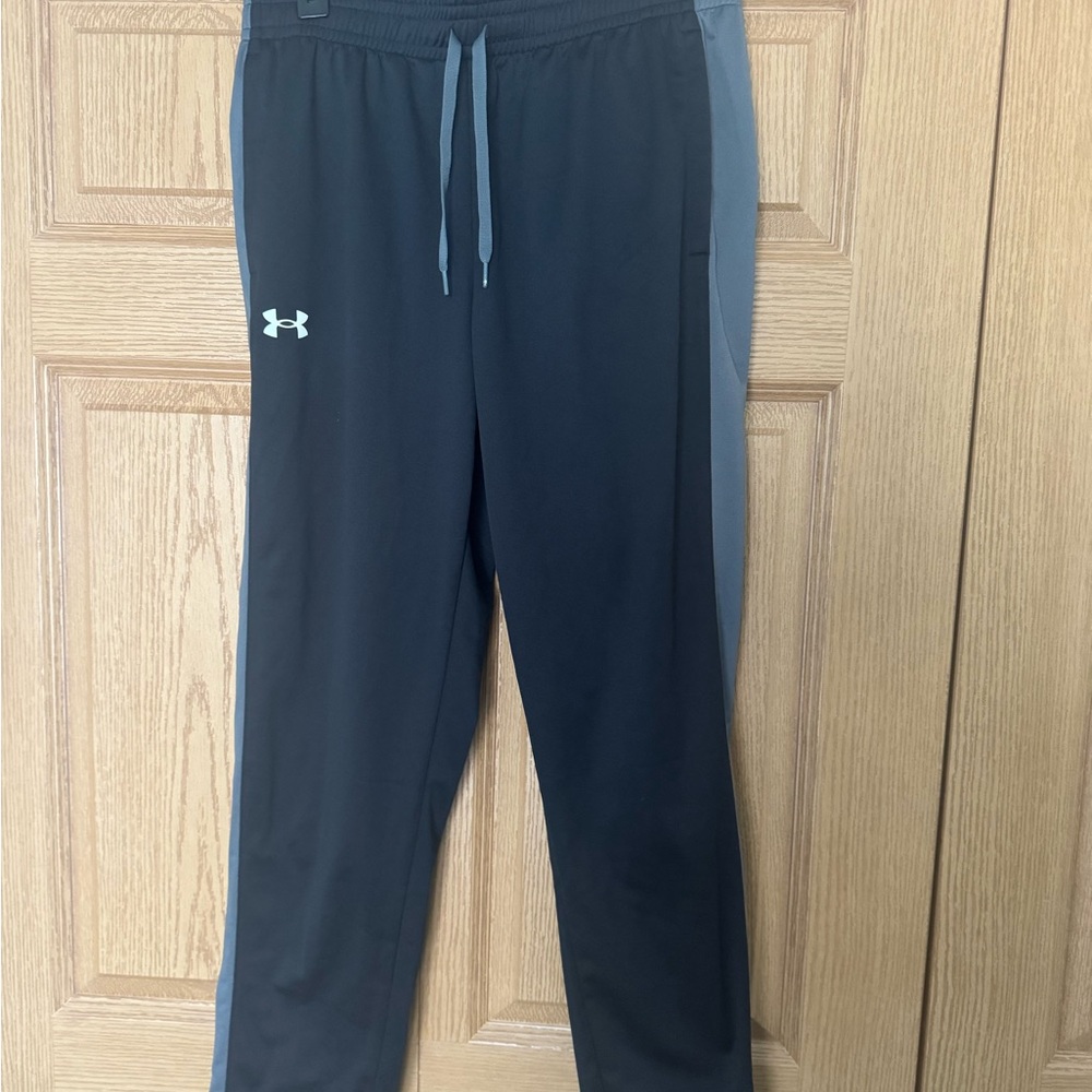 Under Armour Charcoal and Black Joggers New with Tag Size L